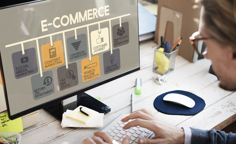 E-commerce Advertisment Marketing Online Concept